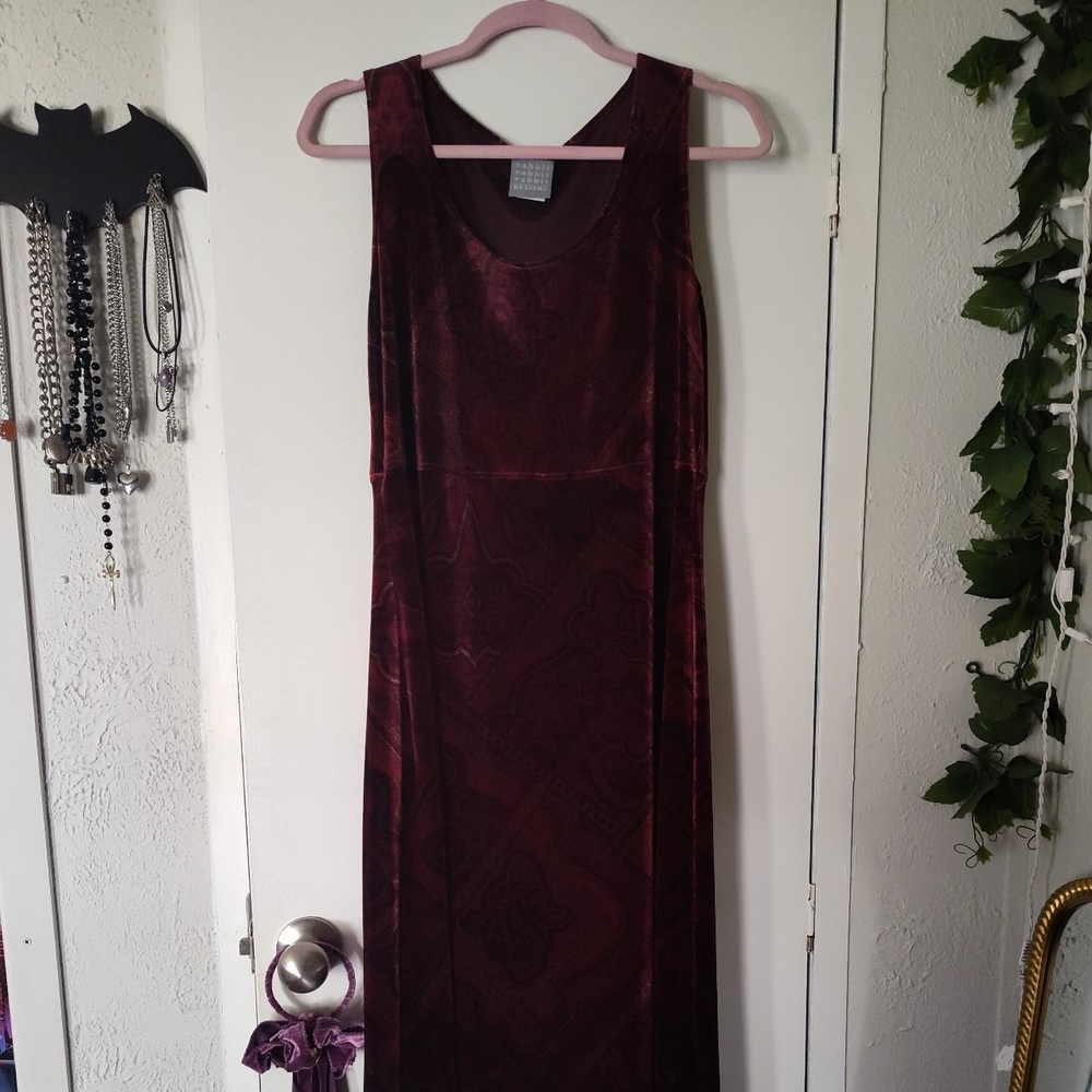 Red Sleeveless Scoop Neck Sheath Maxi Dress